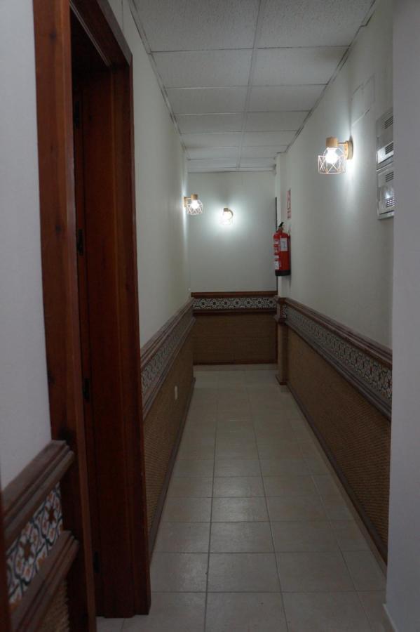 Hostal La Conilena 콘일데라프론테라 외부 사진